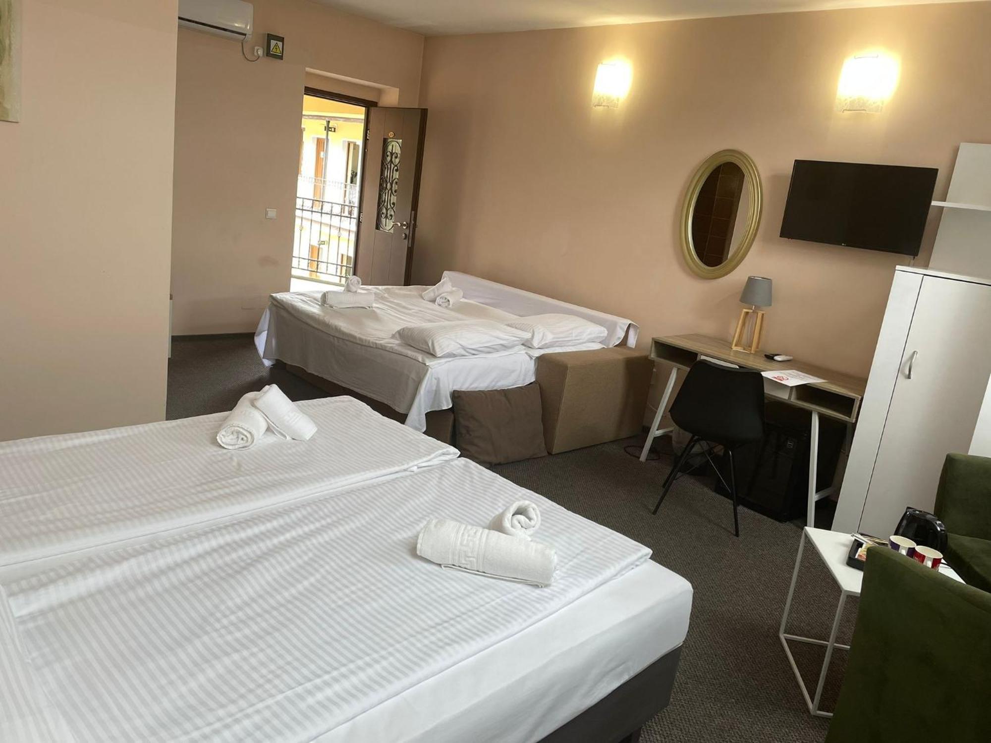 Long Street Hotel Braşov Værelse billede